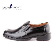Zapatos del zapatillas del diseñador de los nuevos hombres del cuero genuino de la alta calidad